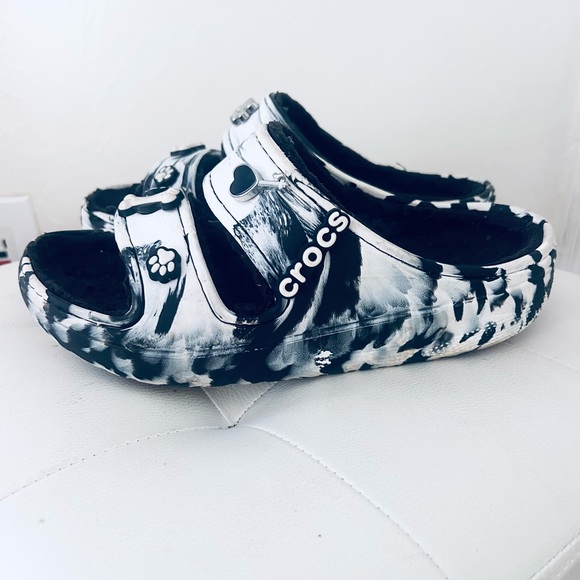 CROCS Classic Cozzzy Black & White Marbled Dog Themed Slides Faux Fur Lined 7 - Picture 1 of 8